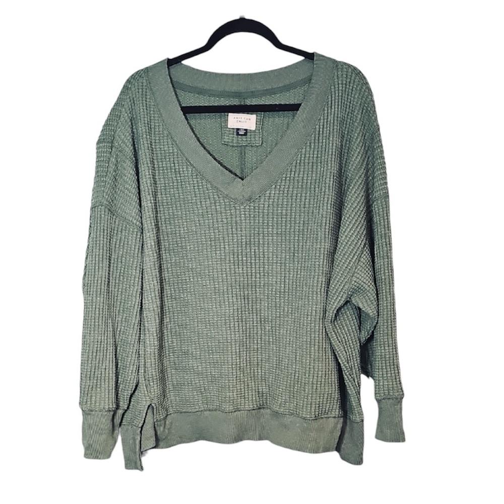 🌺 American Eagle Women's V-Neck Sweater, Size L
